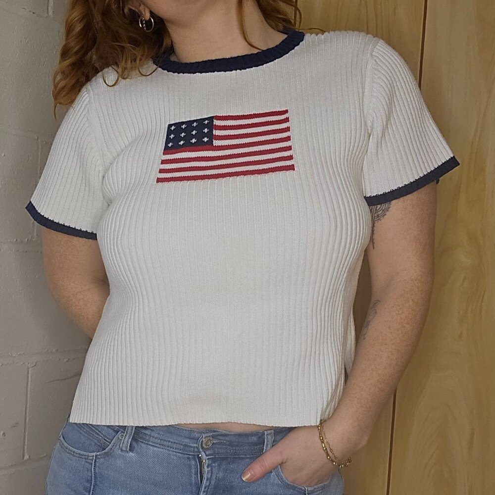 Vintage Preppy Coastal Grandmother White Knit American Flag Short Sleeve Sweater